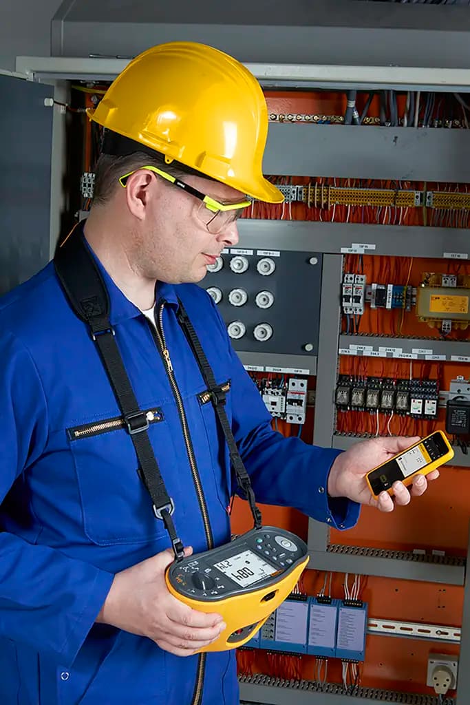 FLK-1664FC UK Многофункциональный тестер Fluke 1664FC, измерение сопротивления заземления 1000 В с USB