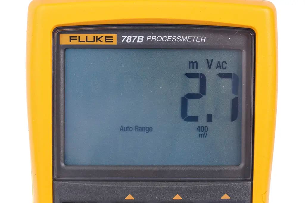 FLUKE 787B Fluke 787B 787B Ручной цифровой мультиметр True RMS, 1 А, 1 А, 1000 В