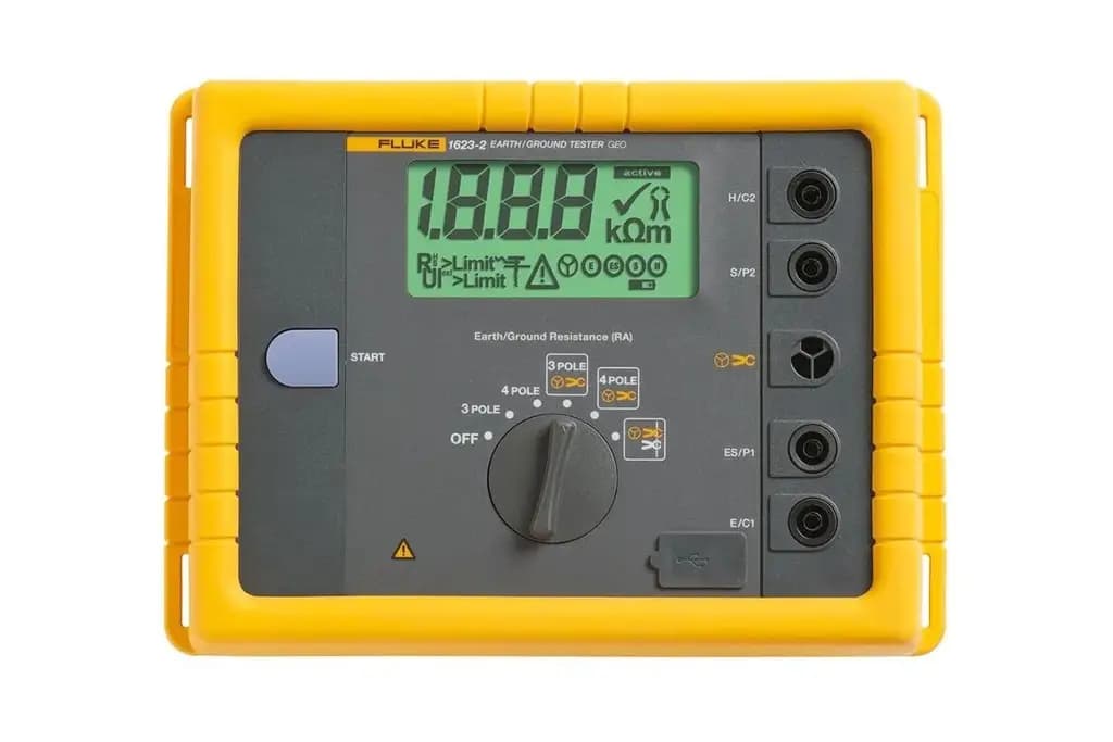 FLUKE 1623-2 КОМПЛЕКТ Fluke 1623-2 Комплект для проверки заземления CAT II, ​​300 В