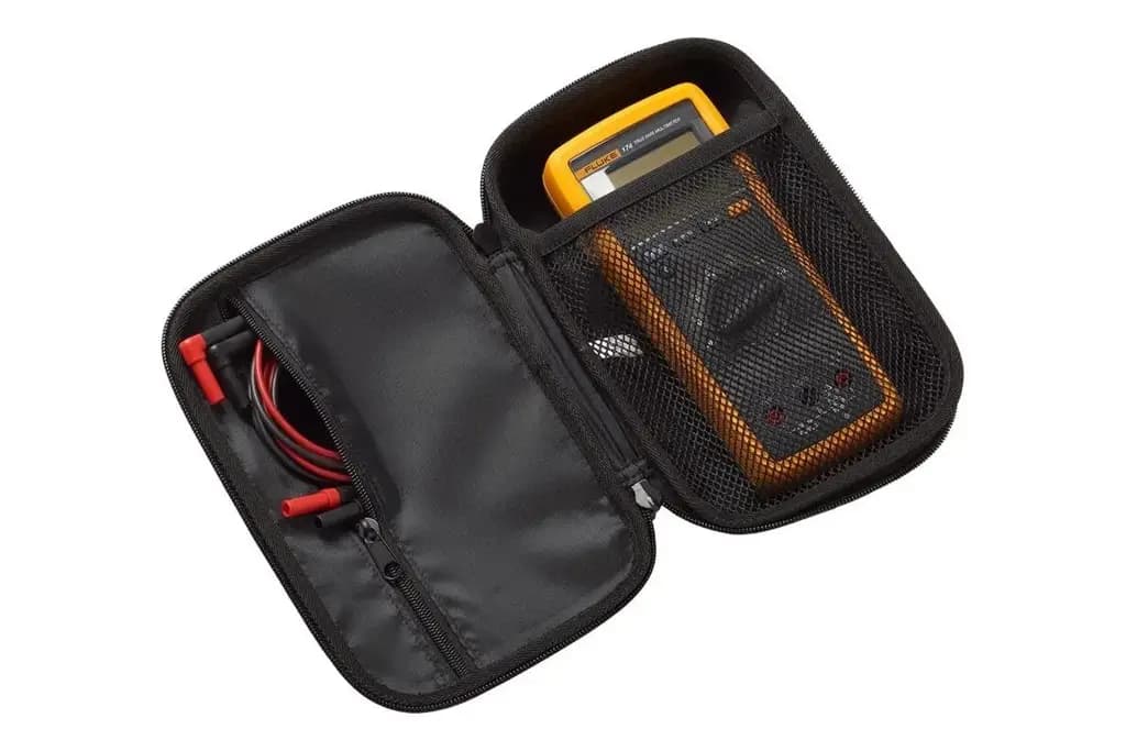 Мягкий футляр для мультиметра C11XT Fluke для использования с мультиметрами