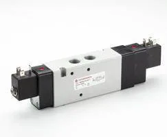 Шарнирный боковой тройниковый адаптер - конусный C01681238 Norgren