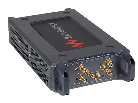 Keysight P5023A Векторный анализатор цепей с шиной USB серии Keysight Streamline, 14 ГГц