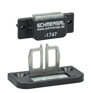 Безопасный выключатель Schmersal AZ 15/16-B1-1747 с актуатором