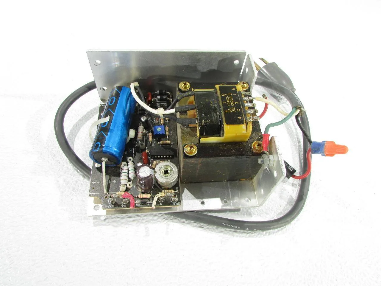 Acme Electric Источник питания постоянного и переменного тока DR-1-2405
