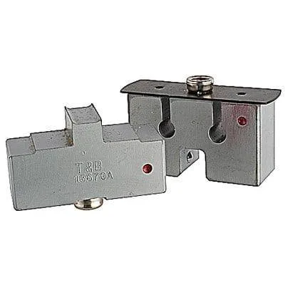 Матрица Thomas & Betts 13670A