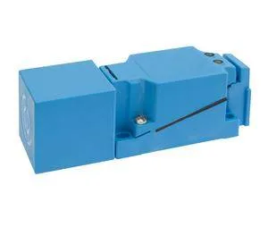 IPF Electronic IB40E032 Индуктивные датчики - с нормальной дистанцией срабатывания