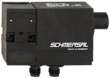 Schmersal. Solenoid interlock - AZM 170-02ZRKA-ST 24 VAC/DC